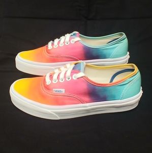 VANS off the wall Low Rainbow Ombre Tye Dye Lace up shoes Men's 6.5 Women's 8